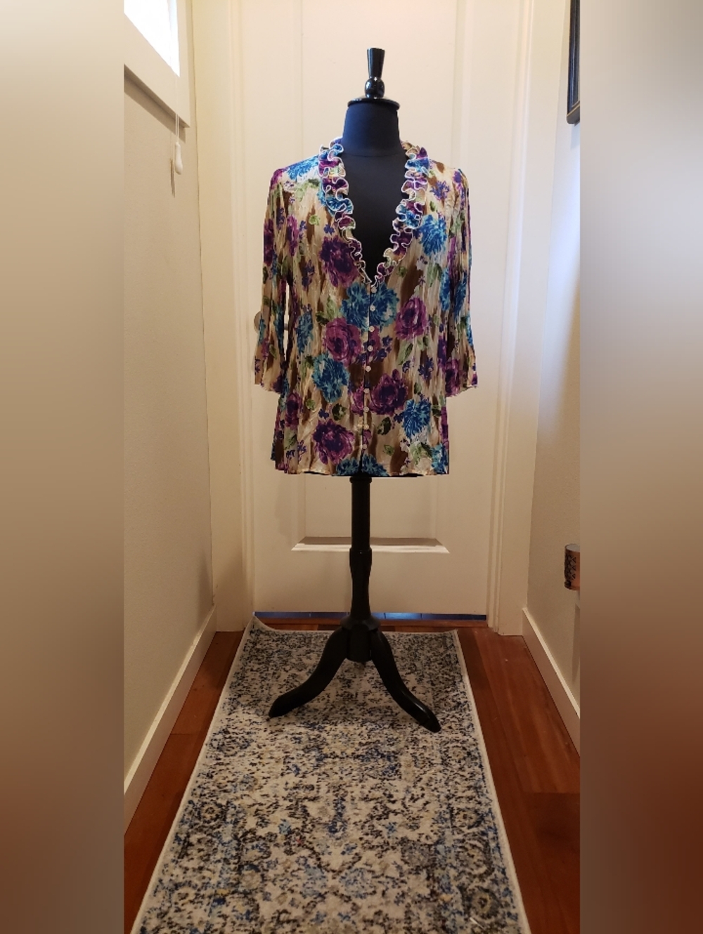 Notations Womens Deep V-Neck Ruffled Trim Multicolor Blouse